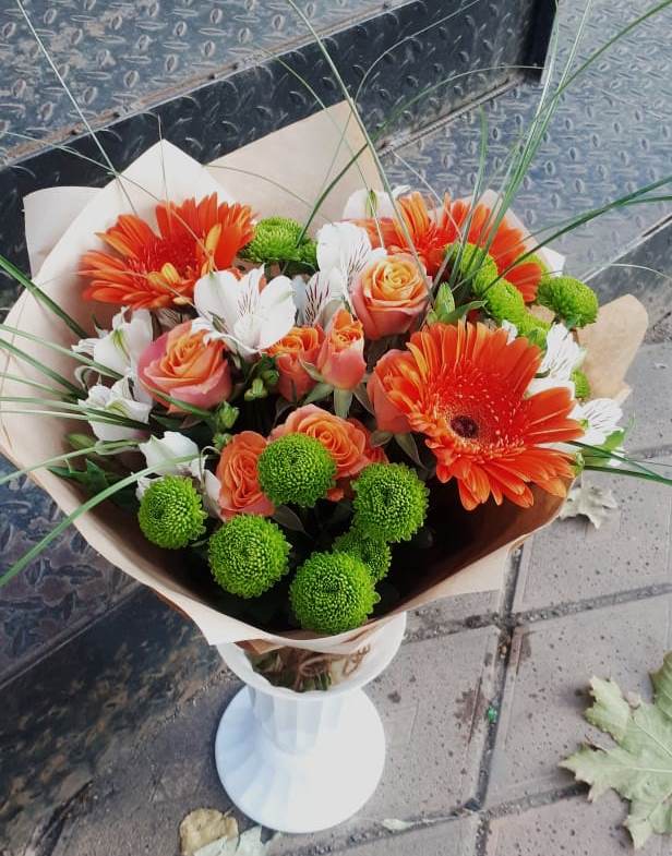 Букет цветов из: Герберы, Хризантемы, Альстромерии и Розы в Ладовской Балке
