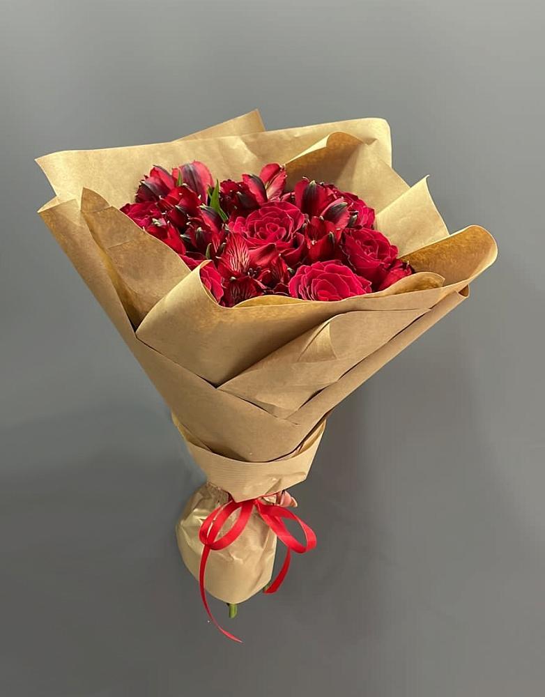 Букет цветов из: Альстромерии и Розы в Ладовской Балке