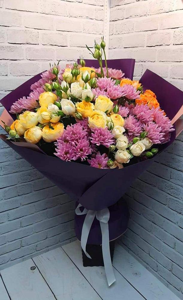 Букет цветов из: Хризантемы и Розы в Ладовской Балке