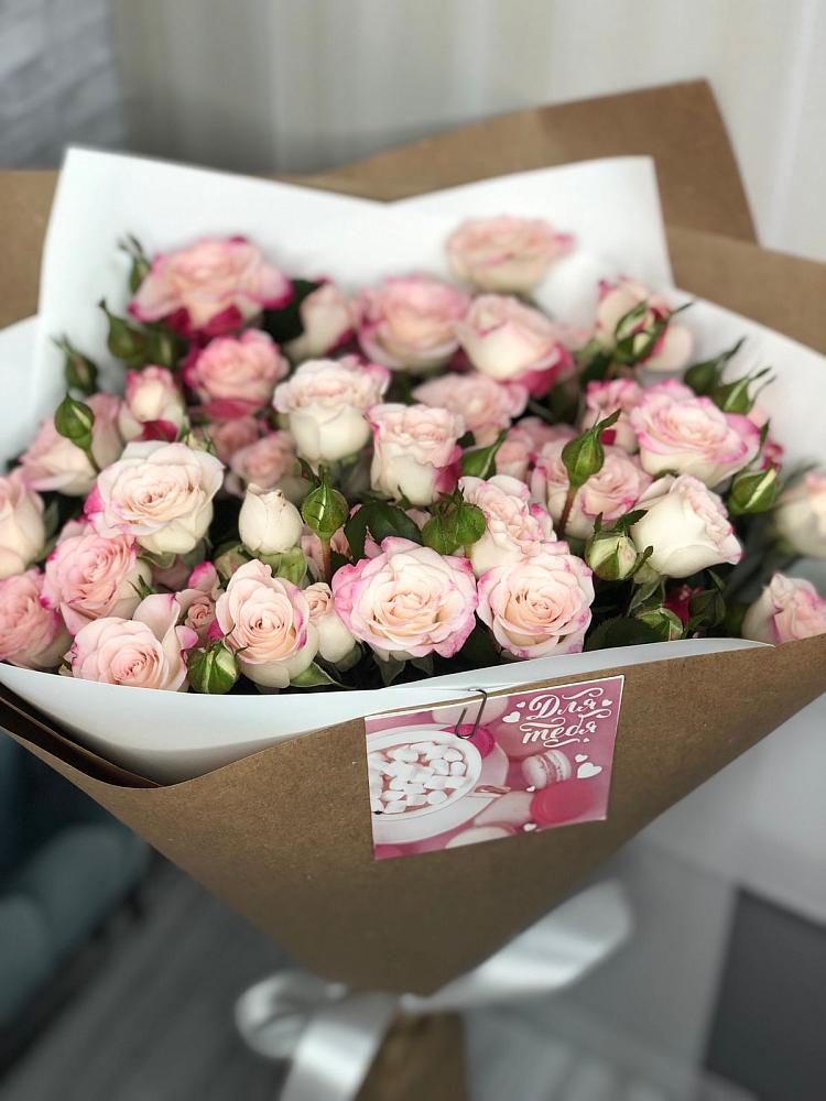 Букет цветов из: Розы в Ладовской Балке