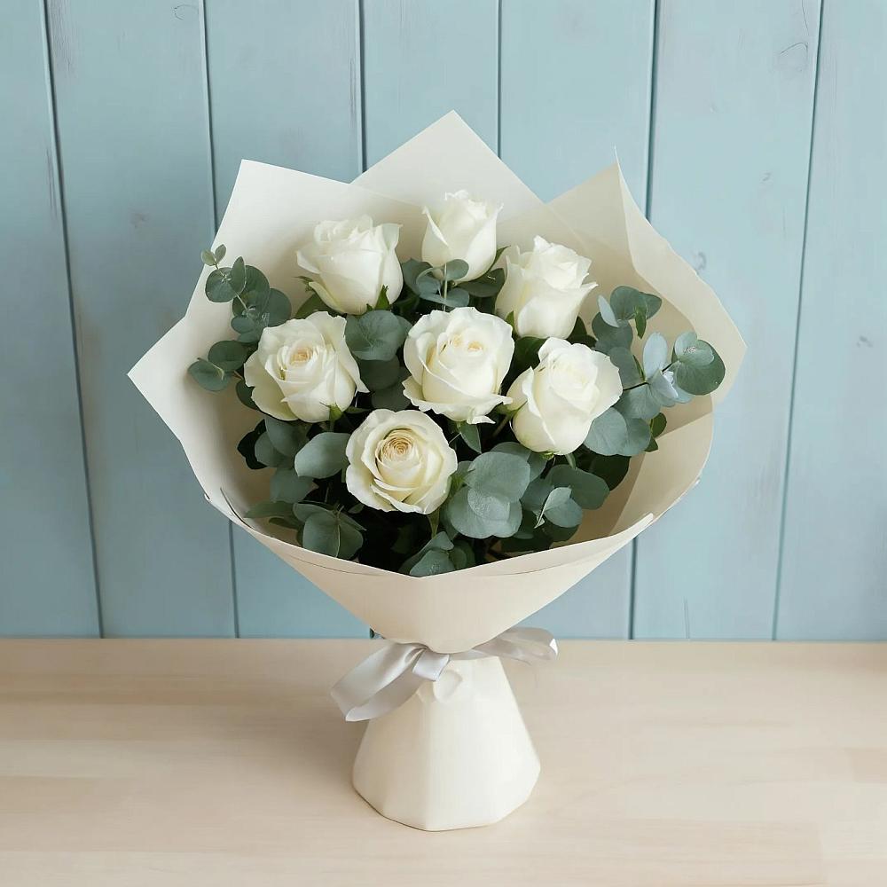 Букет Белые розы в Эвкалипте в Ладовской Балке