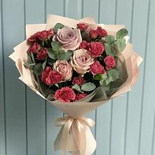 Букет цветов из:  Гвоздики и Розы в Ладовской Балке