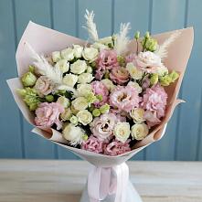 Букет цветов из:  Альстромерии и Розы в Ладовской Балке