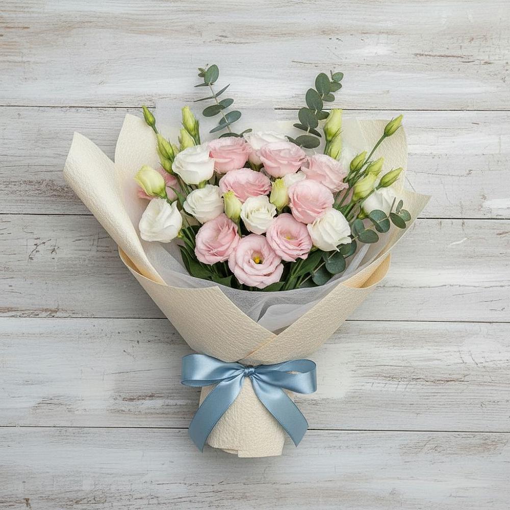 Букет цветов из: Лизиантусы в Ладовской Балке